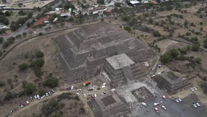 teotihuacan.jpg